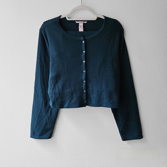 🟢 SOLD 🟢  VS Knit 3 Piece Pajama Set - Picture 4 of 5